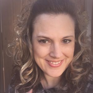 Meet your Posher, Tonya